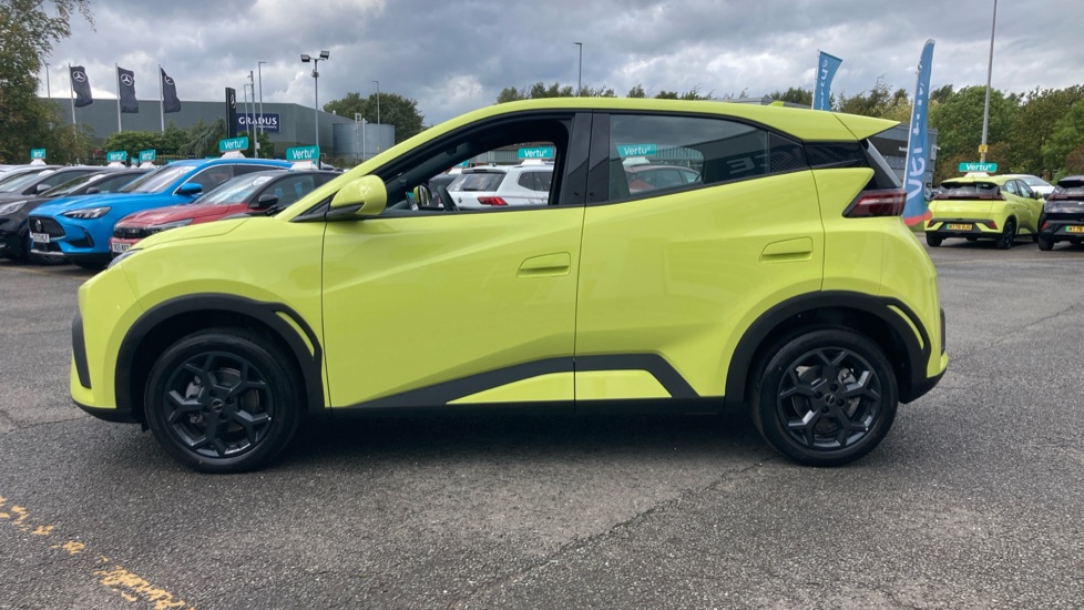 BYD Dolphin Surf 65kW Boost 43kWh 5dr Auto Electric Hatchback - Image 38
