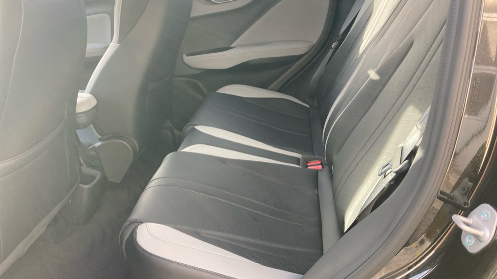 BYD Dolphin Surf 65kW Boost 43kWh 5dr Auto Electric Hatchback - Image 16