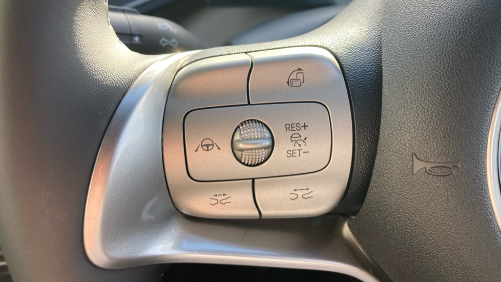 BYD Dolphin Surf 65kW Boost 43kWh 5dr Auto Electric Hatchback - Image 23