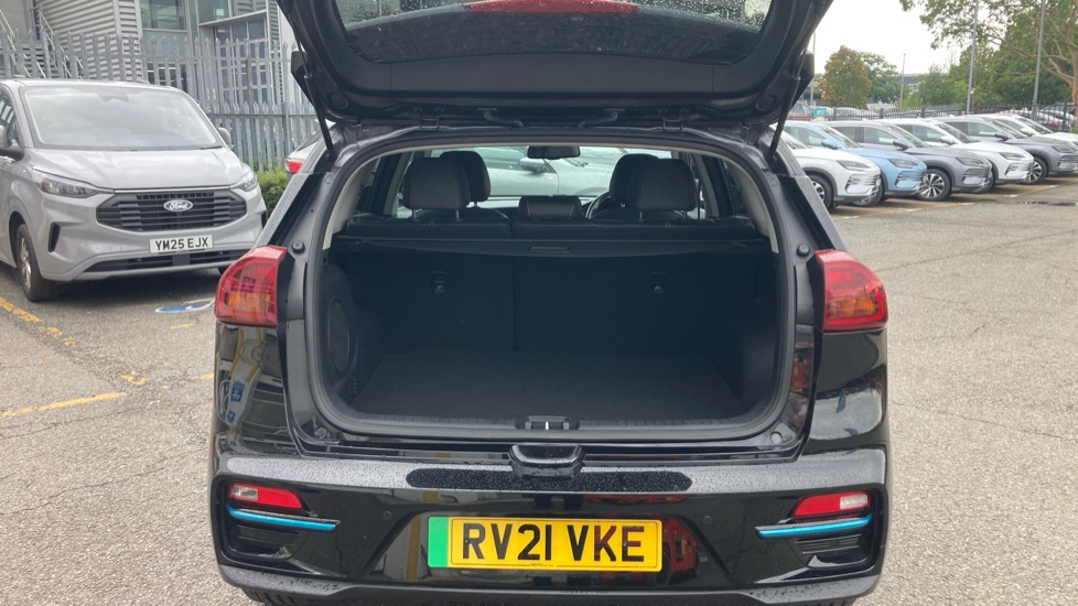 Kia E-Niro 150kW 4+ 64kWh 5dr Auto Electric Estate - Image 4
