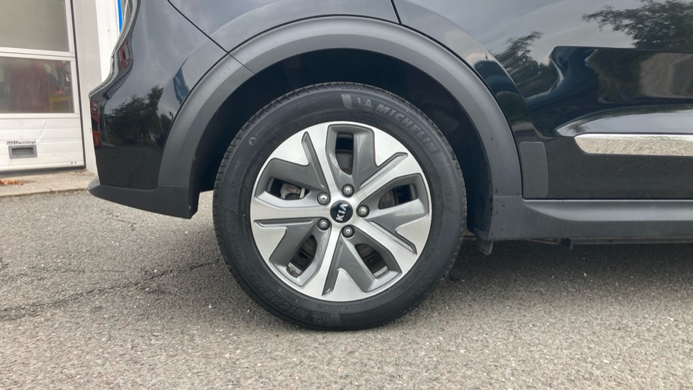 Kia E-Niro 150kW 4+ 64kWh 5dr Auto Electric Estate - Image 7
