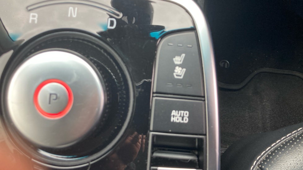 Kia E-Niro 150kW 4+ 64kWh 5dr Auto Electric Estate - Image 29
