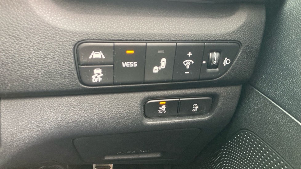 Kia E-Niro 150kW 4+ 64kWh 5dr Auto Electric Estate - Image 33
