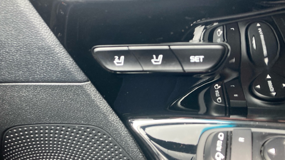 Kia E-Niro 150kW 4+ 64kWh 5dr Auto Electric Estate - Image 34