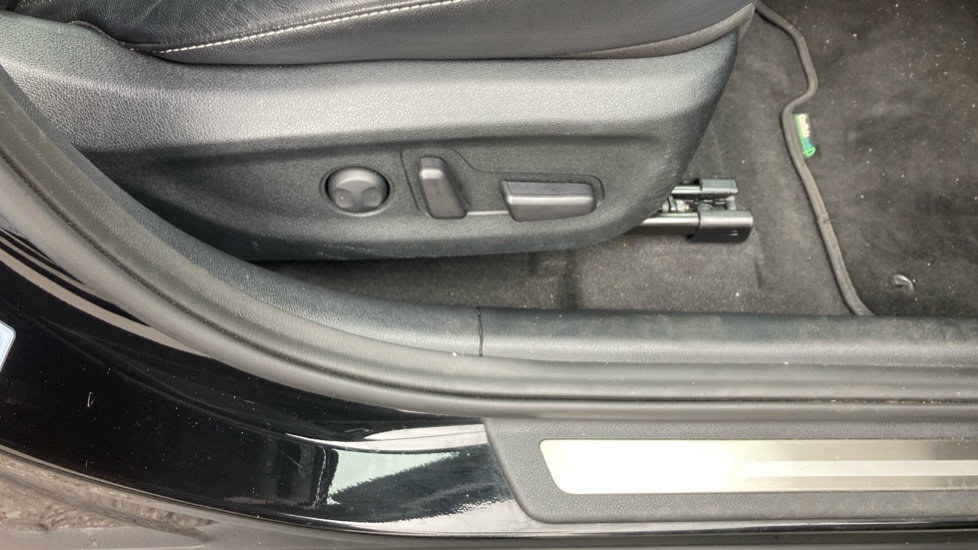 Kia E-Niro 150kW 4+ 64kWh 5dr Auto Electric Estate - Image 40
