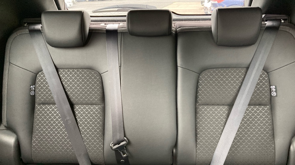 Nissan Juke 1.0 DiG-T N-Connecta 5dr Petrol Hatchback - Image 15
