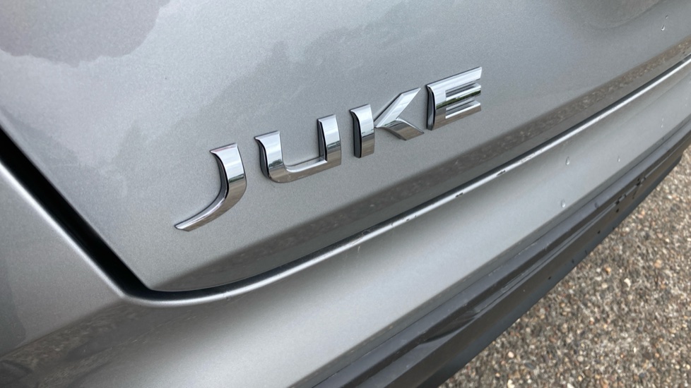 Nissan Juke 1.0 DiG-T N-Connecta 5dr Petrol Hatchback - Image 24
