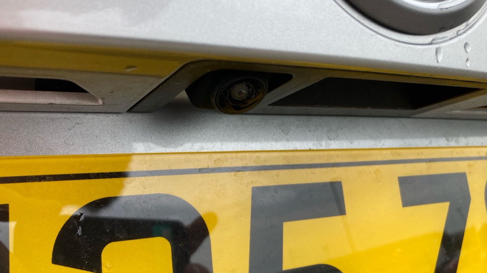 Nissan Juke 1.0 DiG-T N-Connecta 5dr Petrol Hatchback - Image 26