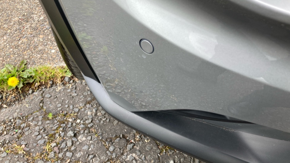 Nissan Juke 1.0 DiG-T N-Connecta 5dr Petrol Hatchback - Image 30