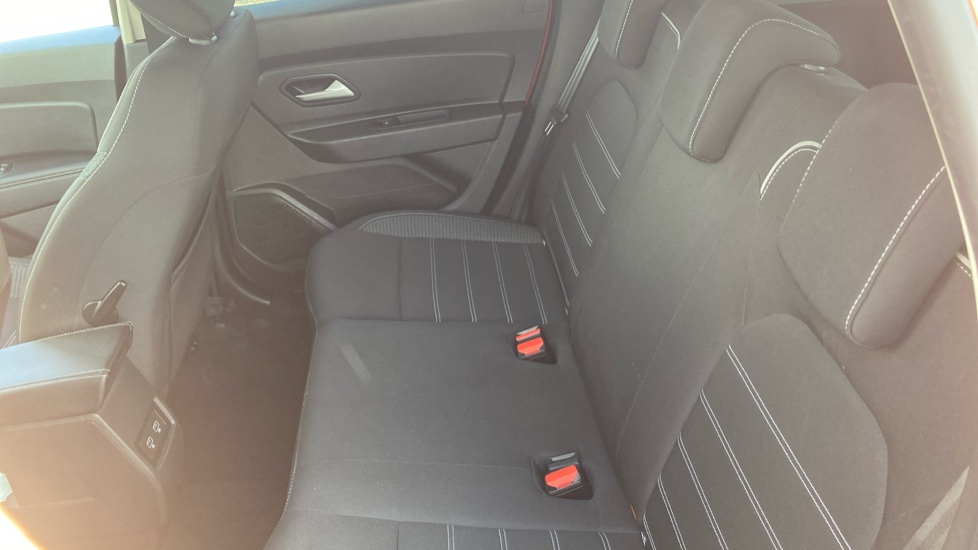 Dacia Duster 1.3 TCe 130 Journey 5dr Petrol Estate - Image 16