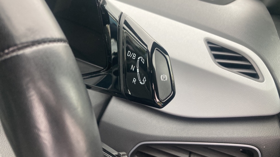 Volkswagen ID.3 150kW Tech Pro Performance 58kWh 5dr Auto Electric Hatchback - Image 13