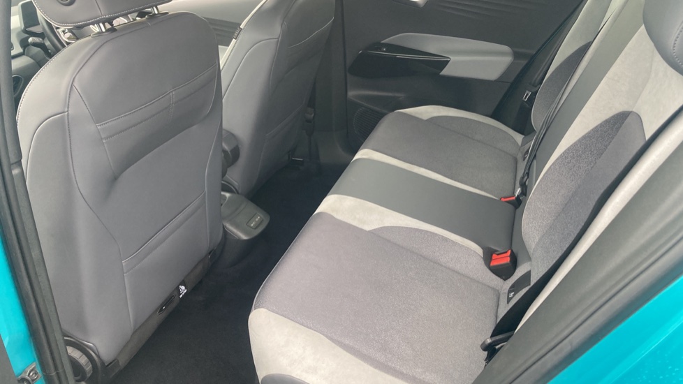 Volkswagen ID.3 150kW Tech Pro Performance 58kWh 5dr Auto Electric Hatchback - Image 16