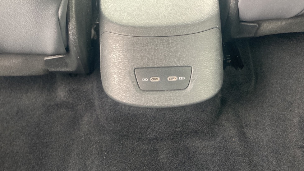 Volkswagen ID.3 150kW Tech Pro Performance 58kWh 5dr Auto Electric Hatchback - Image 21
