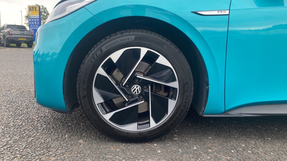 Volkswagen ID.3 150kW Tech Pro Performance 58kWh 5dr Auto Electric Hatchback - Image 22