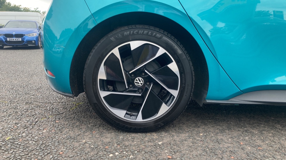 Volkswagen ID.3 150kW Tech Pro Performance 58kWh 5dr Auto Electric Hatchback - Image 26