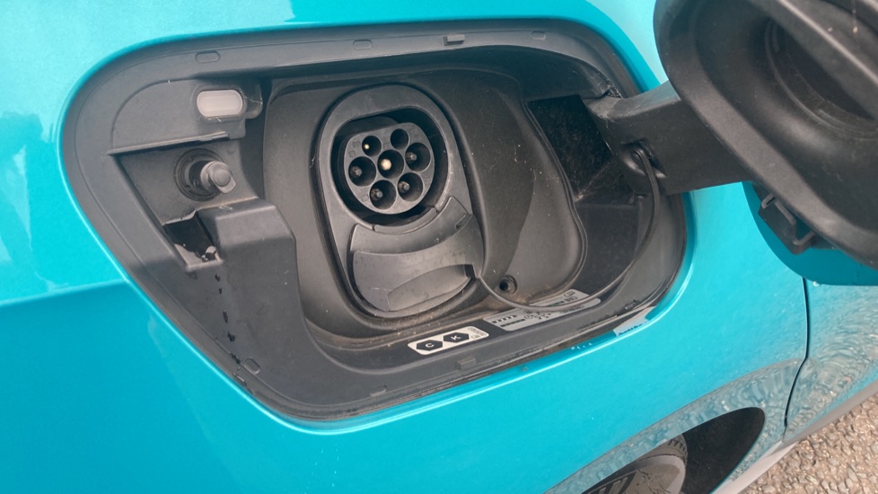 Volkswagen ID.3 150kW Tech Pro Performance 58kWh 5dr Auto Electric Hatchback - Image 27