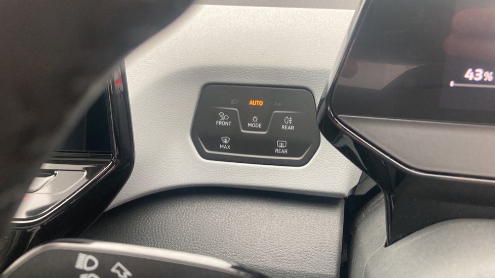 Volkswagen ID.3 150kW Tech Pro Performance 58kWh 5dr Auto Electric Hatchback - Image 36
