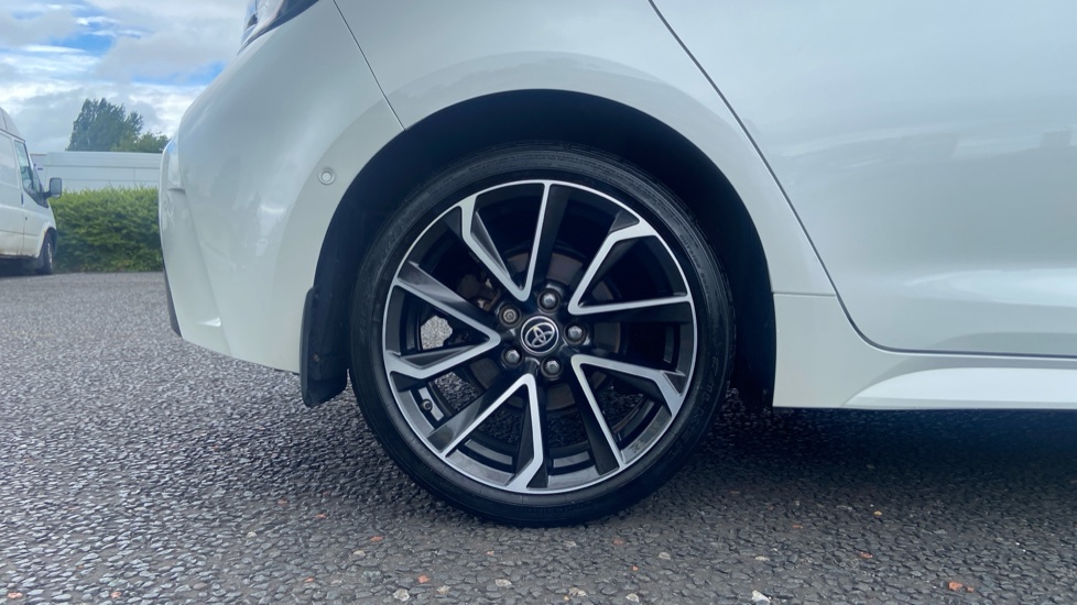 Toyota Corolla 1.8 VVT-i Hybrid Excel 5dr CVT Hybrid Hatchback - Image 7