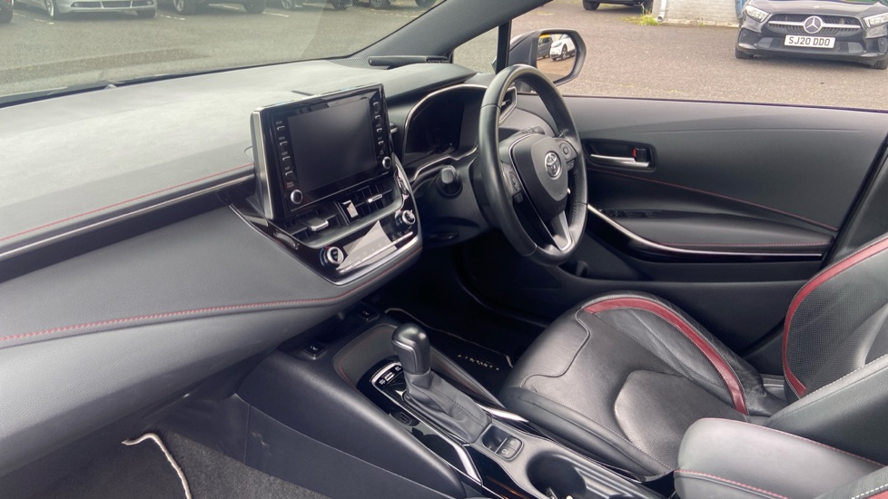 Toyota Corolla 1.8 VVT-i Hybrid Excel 5dr CVT Hybrid Hatchback - Image 9