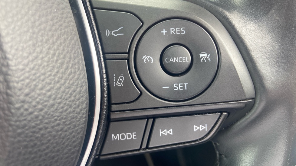 Toyota Corolla 1.8 VVT-i Hybrid Excel 5dr CVT Hybrid Hatchback - Image 22