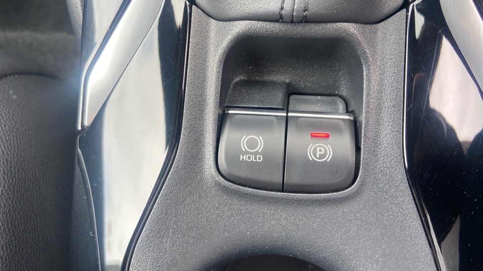 Toyota Corolla 1.8 VVT-i Hybrid Excel 5dr CVT Hybrid Hatchback - Image 33