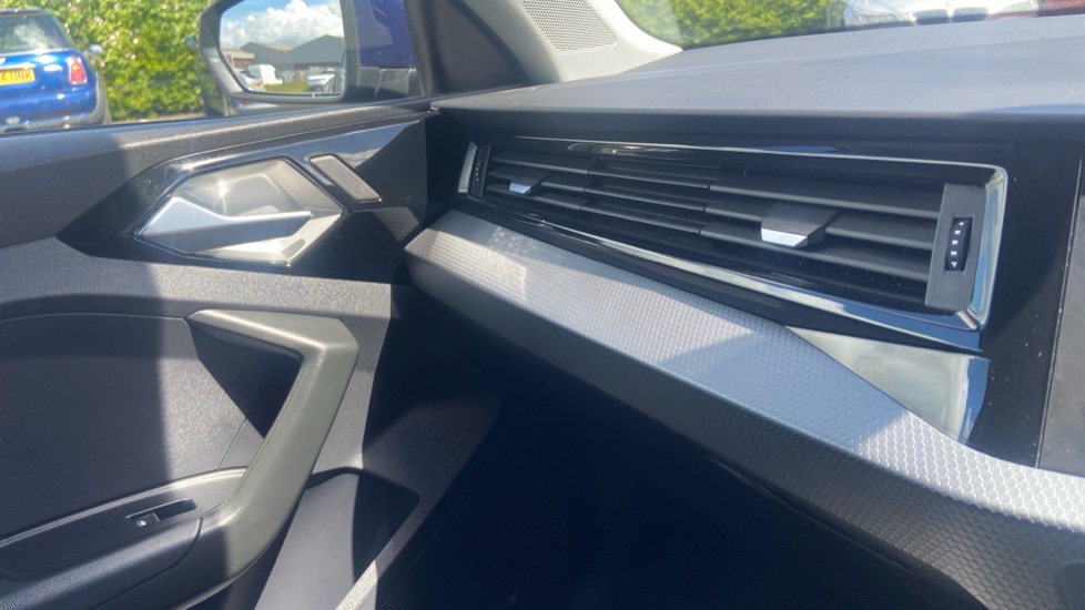 Audi A1 25 TFSI Sport 5dr Petrol Hatchback - Image 19