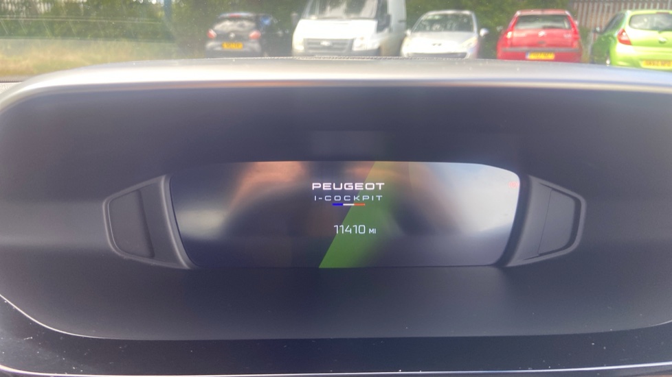 Peugeot 308 1.2 PureTech Allure Premium 5dr EAT8 Petrol Hatchback - Image 18