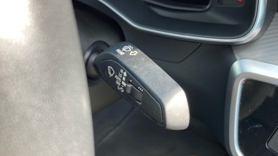 Audi A6 40 TFSI Sport 4dr S Tronic [Tech Pack] Petrol Saloon - Image 24