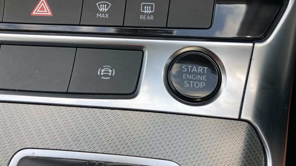 Audi A6 40 TFSI Sport 4dr S Tronic [Tech Pack] Petrol Saloon - Image 33