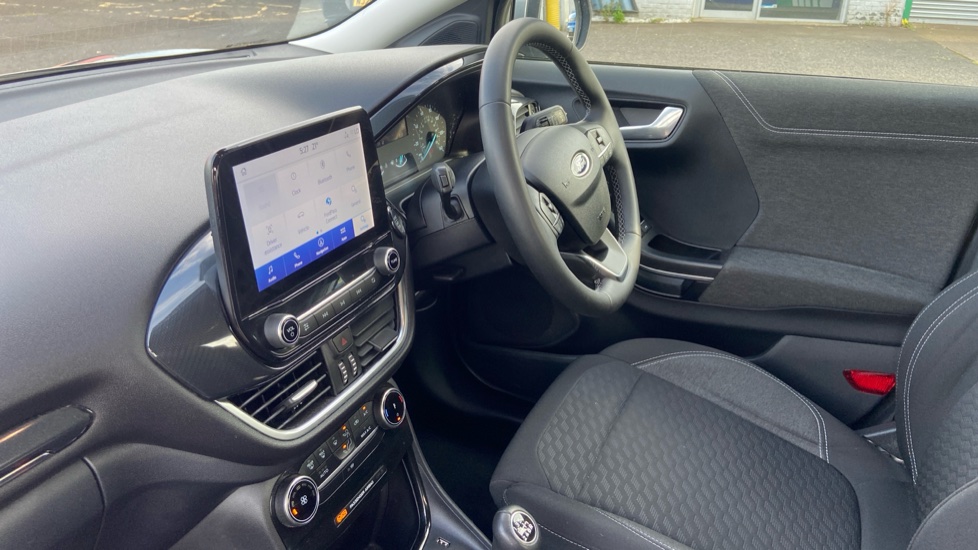 Ford Puma 1.0 EcoBoost Hybrid mHEV Titanium 5dr Petrol Hatchback - Image 9
