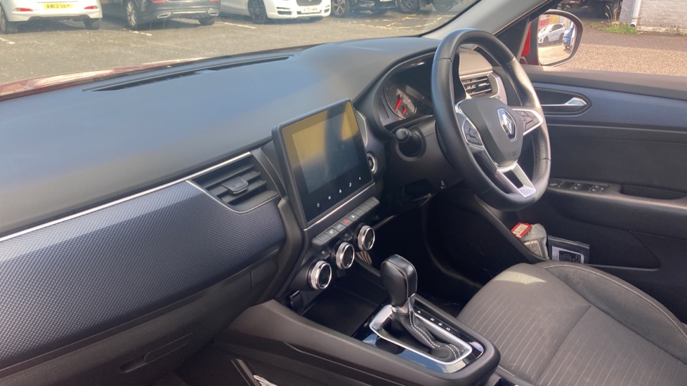 Renault Arkana 1.3 TCe Mild Hybrid 140 Iconic 5dr EDC Petrol Estate - Image 9