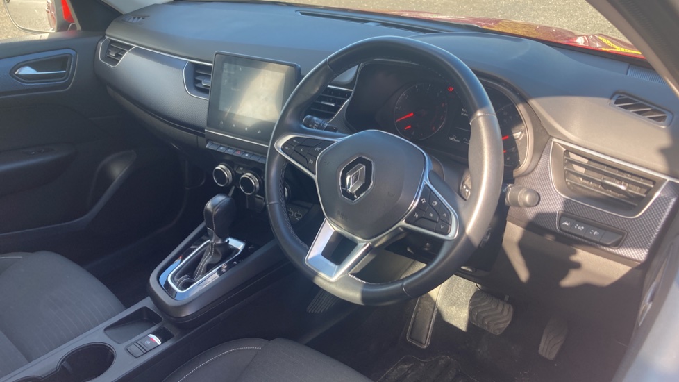 Renault Arkana 1.3 TCe Mild Hybrid 140 Iconic 5dr EDC Petrol Estate - Image 11