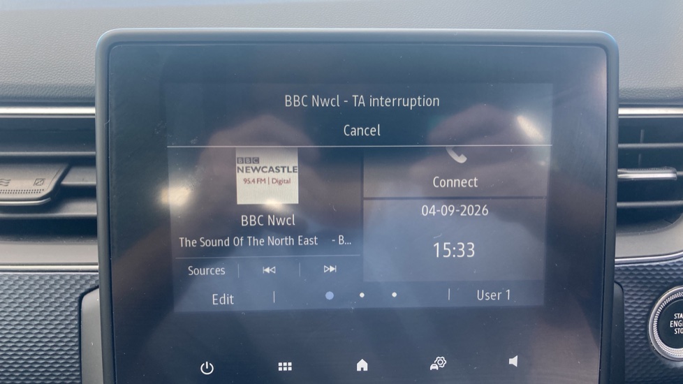 Renault Arkana 1.3 TCe Mild Hybrid 140 Iconic 5dr EDC Petrol Estate - Image 12