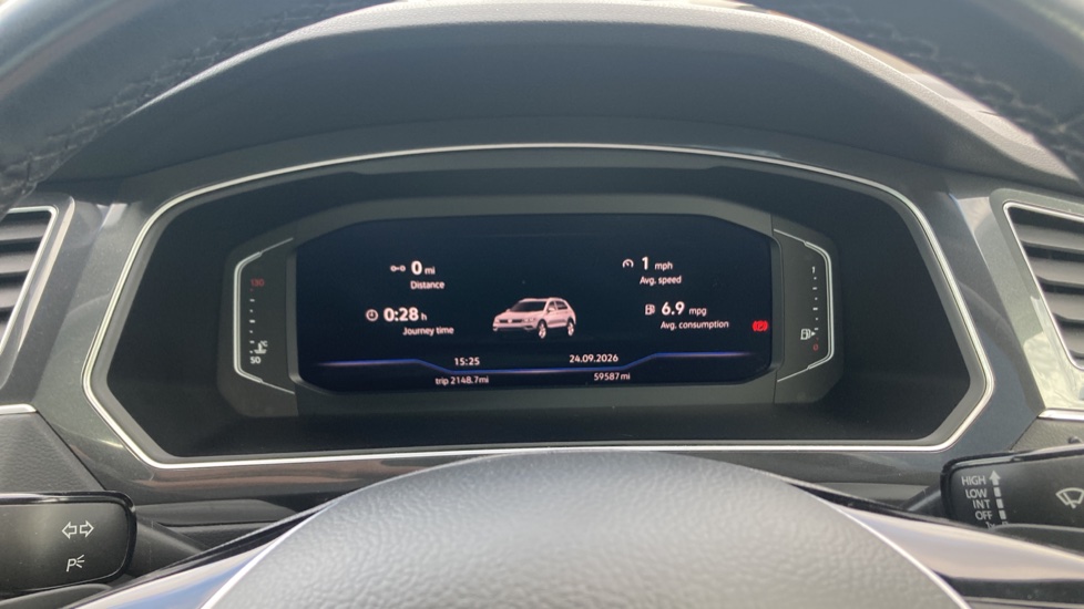 Volkswagen Tiguan 2.0 TDi 190 4Motion SEL 5dr DSG Diesel Estate - Image 18