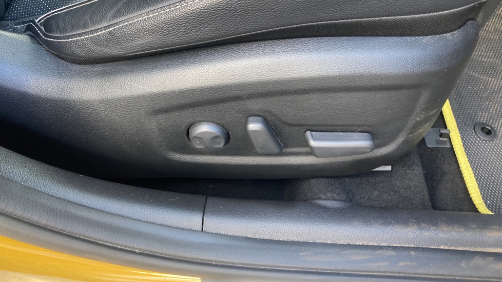 Kia Xceed 1.5T GDi ISG 4 5dr Petrol Hatchback - Image 27