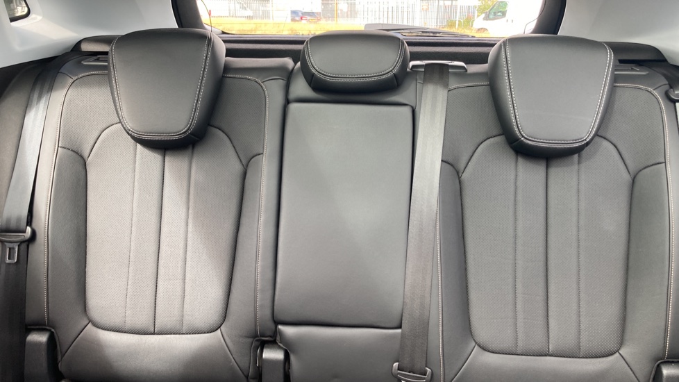 Vauxhall Grandland X 1.2 Turbo Elite Nav 5dr Auto [8 Speed] Petrol Hatchback - Image 15