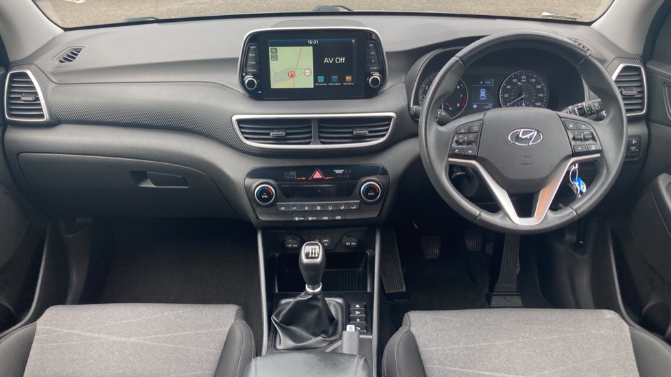 Hyundai TUCSON 1.6 GDi SE Nav 5dr 2WD Petrol Estate - Image 10