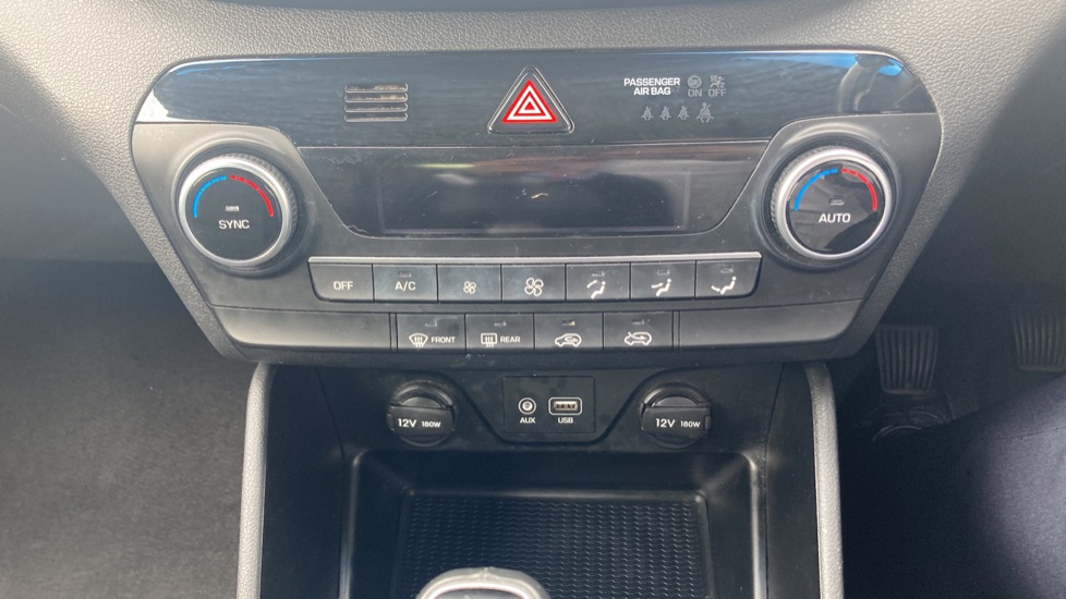 Hyundai TUCSON 1.6 GDi SE Nav 5dr 2WD Petrol Estate - Image 26
