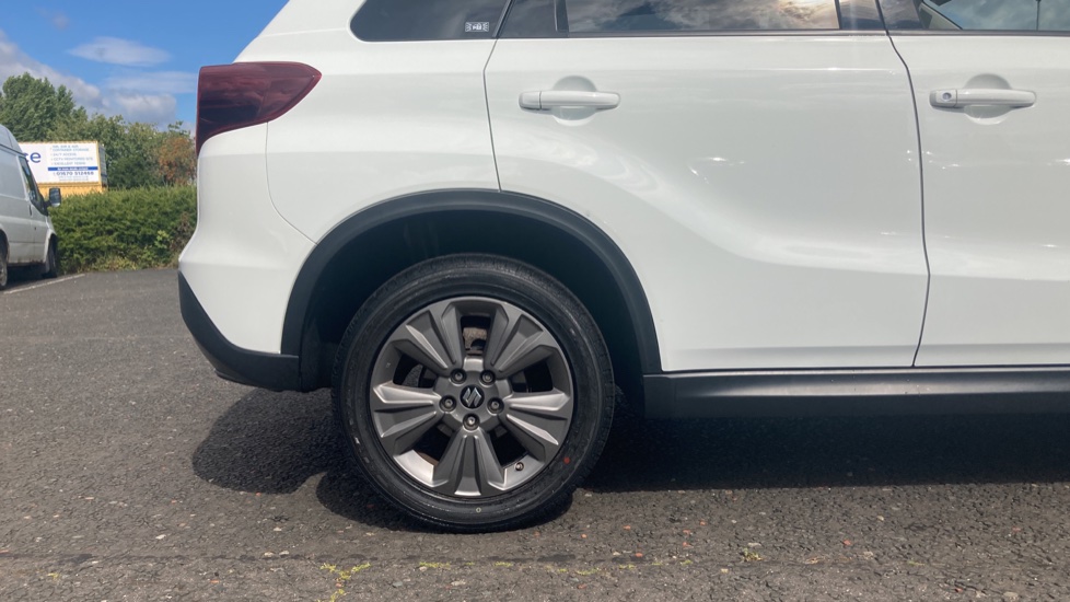 Suzuki Vitara 1.4 Boosterjet 48V Hybrid SZ-T 5dr Petrol Estate - Image 7