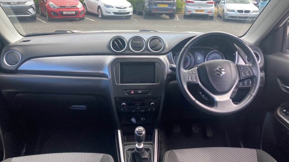 Suzuki Vitara 1.4 Boosterjet 48V Hybrid SZ-T 5dr Petrol Estate - Image 10