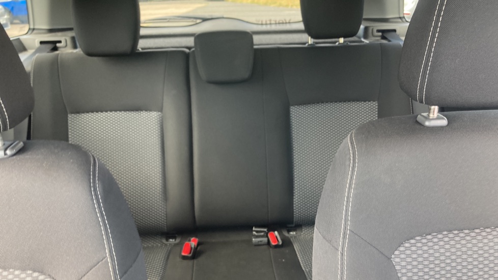 Suzuki Vitara 1.4 Boosterjet 48V Hybrid SZ-T 5dr Petrol Estate - Image 15