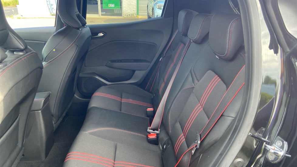 Renault Clio 1.0 TCe 90 RS Line 5dr Petrol Hatchback - Image 16