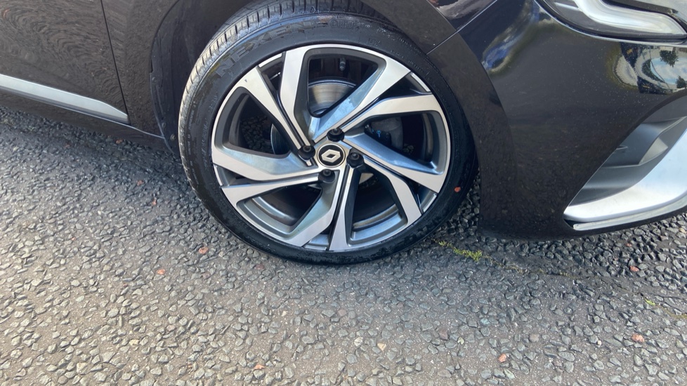 Renault Clio 1.0 TCe 90 RS Line 5dr Petrol Hatchback - Image 21