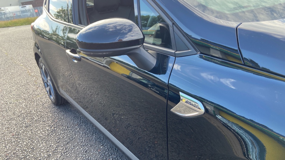 Renault Clio 1.0 TCe 90 RS Line 5dr Petrol Hatchback - Image 22