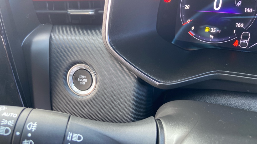 Renault Clio 1.0 TCe 90 RS Line 5dr Petrol Hatchback - Image 37