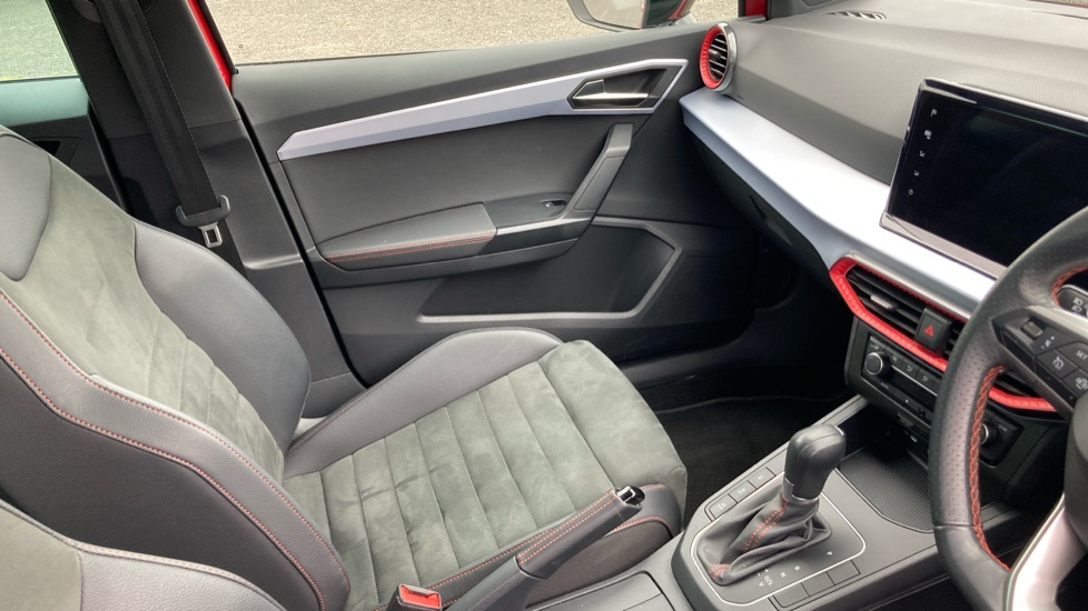 SEAT Ibiza 1.0 TSI 110 FR Sport 5dr DSG Petrol Hatchback - Image 14