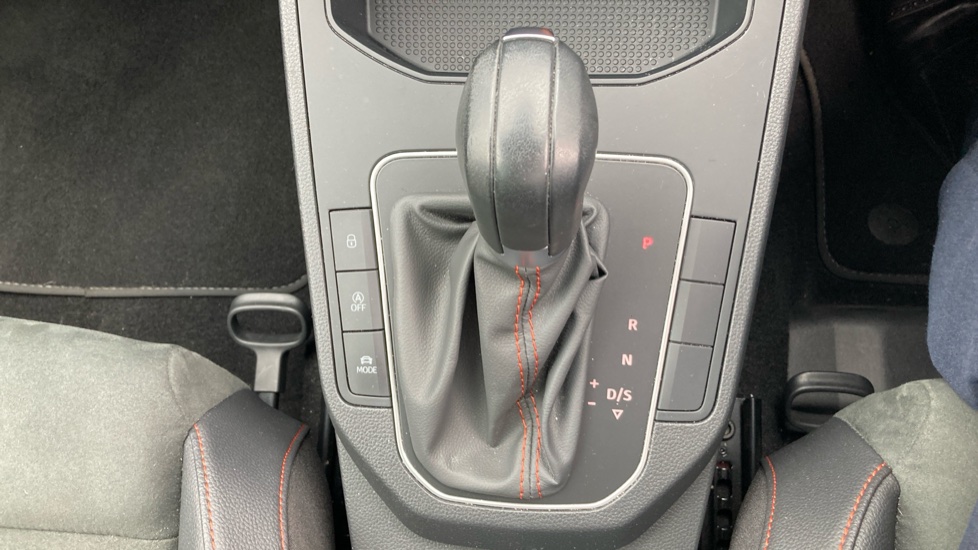 SEAT Ibiza 1.0 TSI 110 FR Sport 5dr DSG Petrol Hatchback - Image 35