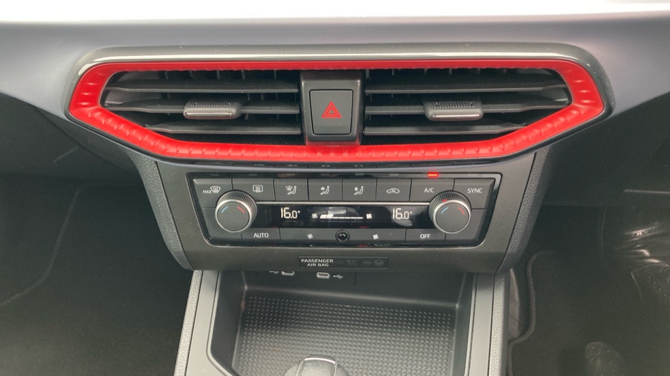 SEAT Ibiza 1.0 TSI 110 FR Sport 5dr DSG Petrol Hatchback - Image 40