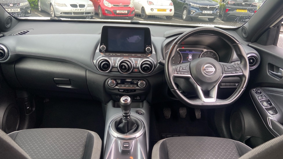 Nissan Juke 1.0 DiG-T 114 N-Connecta 5dr Petrol Hatchback - Image 10