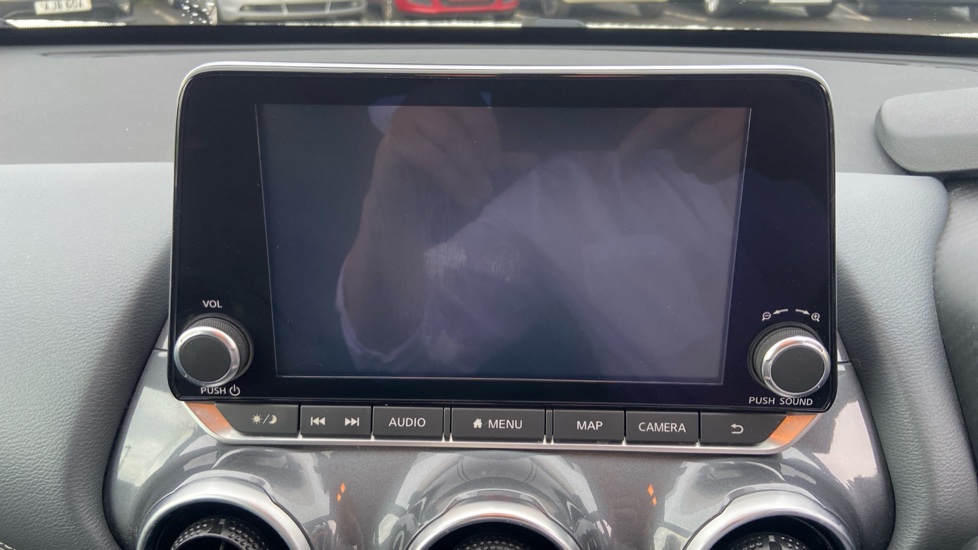 Nissan Juke 1.0 DiG-T 114 N-Connecta 5dr Petrol Hatchback - Image 12